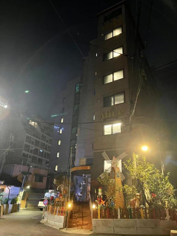 The Garden Hotel Seoul Exterior photo